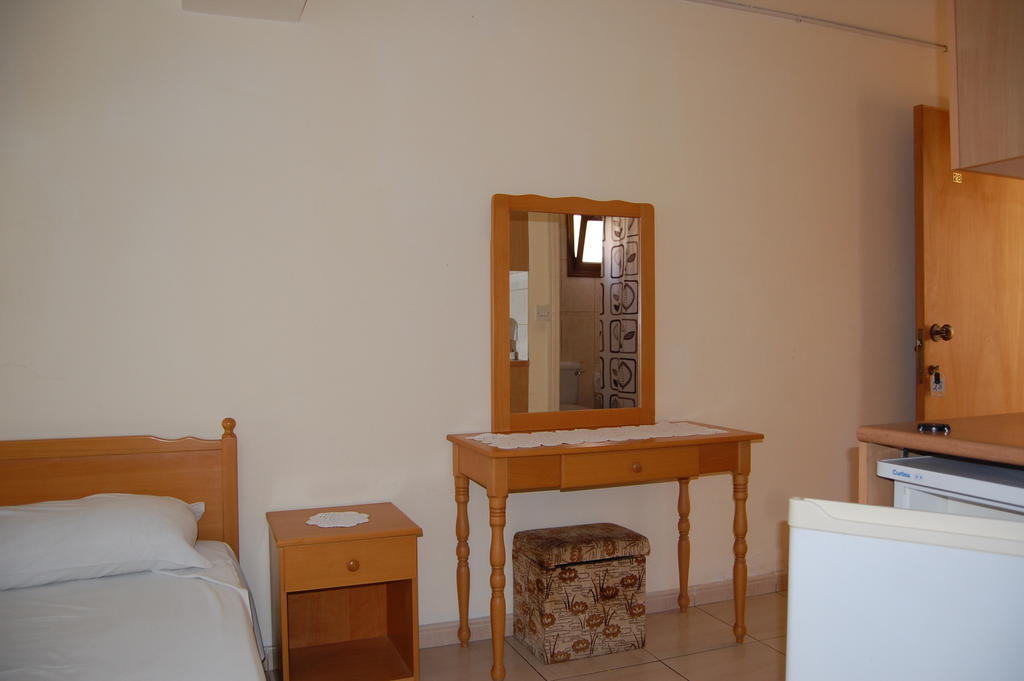 Nicos & Olympia Apartments Polis Kamer foto