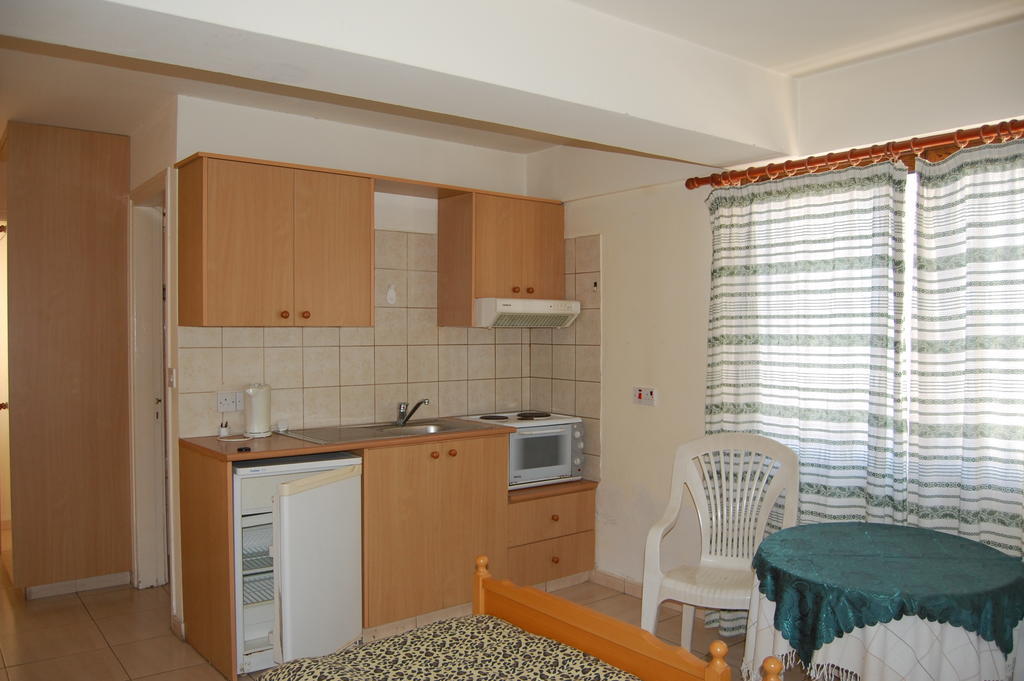 Nicos & Olympia Apartments Polis Kamer foto