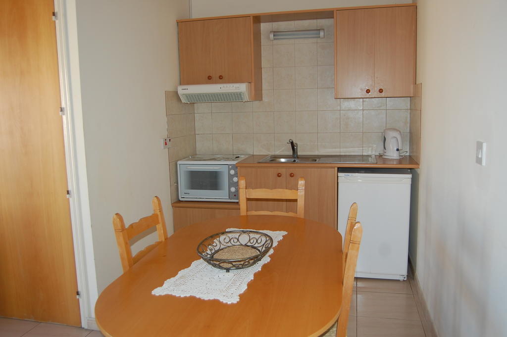 Nicos & Olympia Apartments Polis Kamer foto