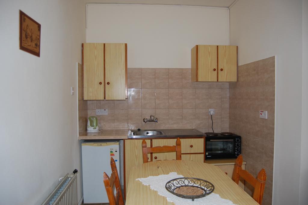 Nicos & Olympia Apartments Polis Buitenkant foto